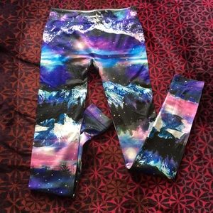 Mountain Vista Leggings NWOT